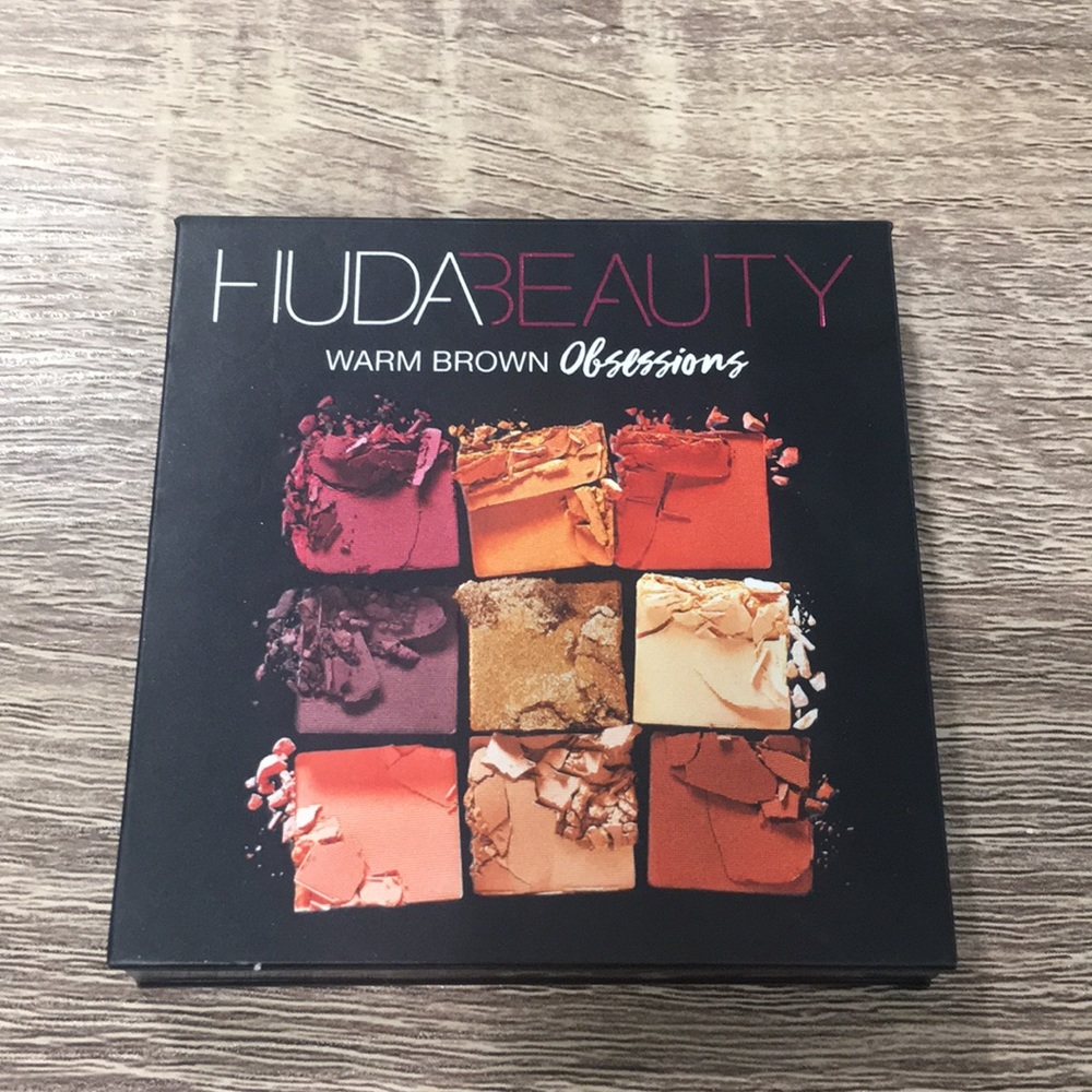 Huda Beauty Warm Obsessions Palette